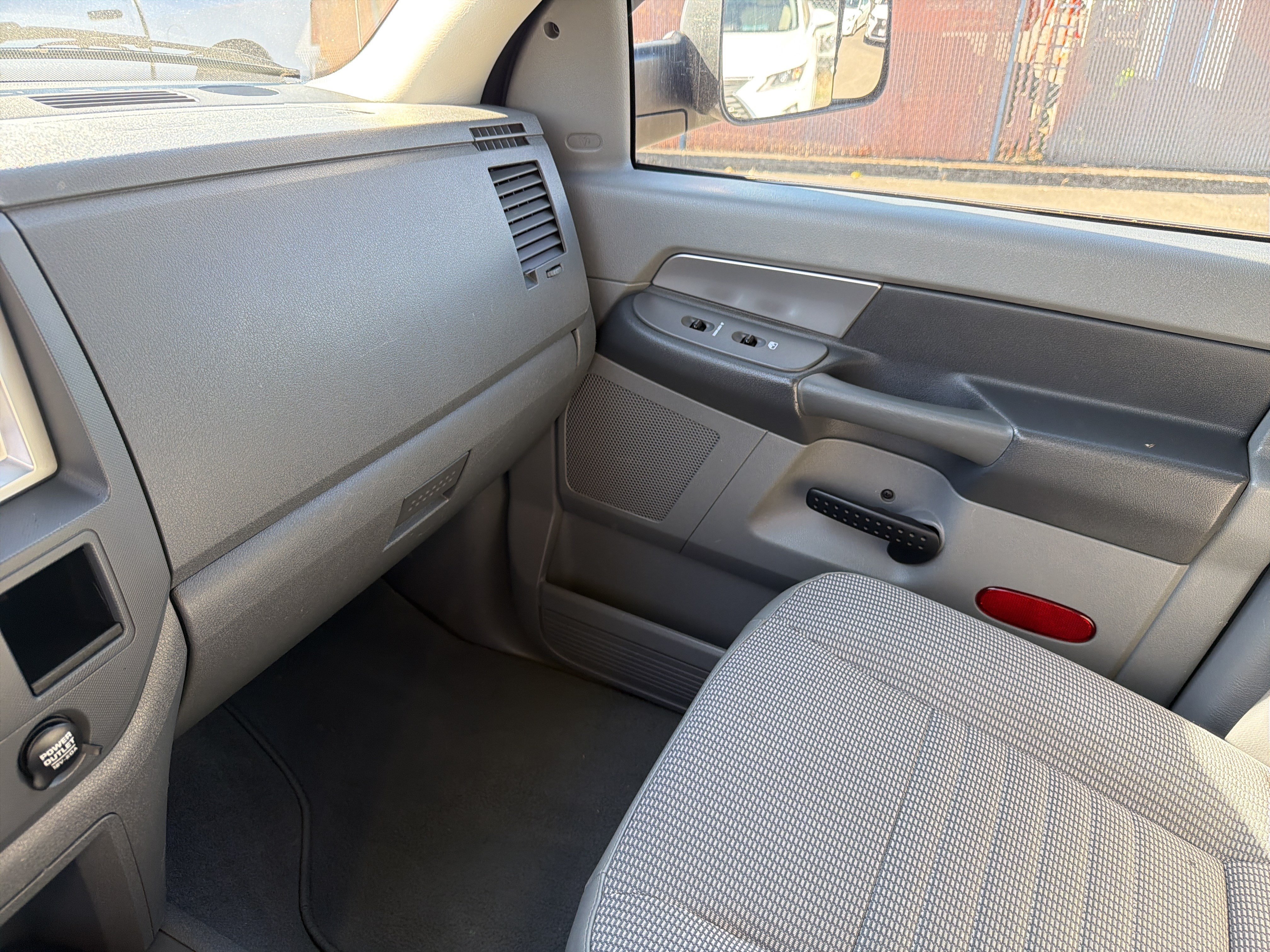 Used 2008 Dodge Ram 2500 Truck ST w/ Popular Equipment Group AWD/4WD image 24