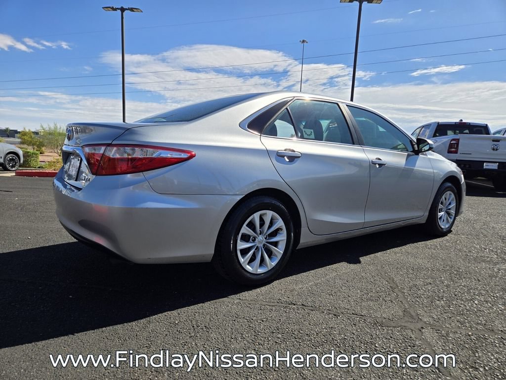 Used 2017 Toyota Camry LE FWD image 6