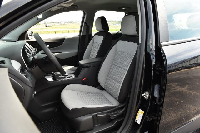 Used 2024 Chevrolet Equinox LS FWD image 17