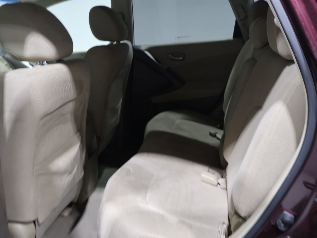 Used 2013 Nissan Murano S image 18