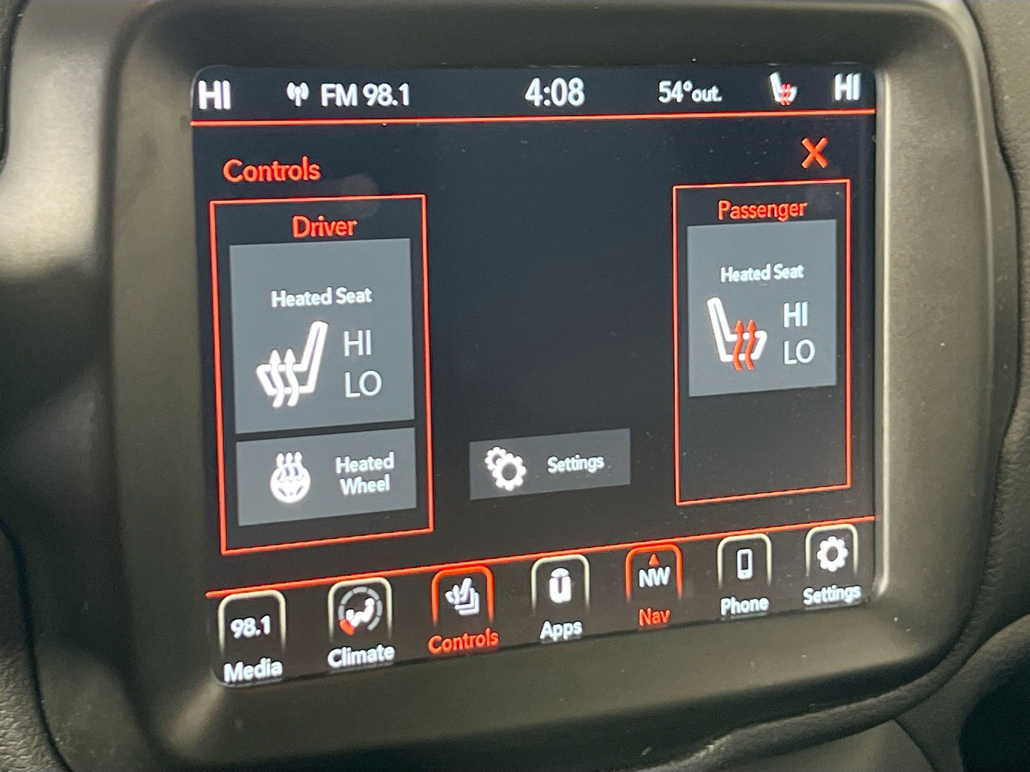 Used 2022 Jeep Renegade Latitude w/ Sun/Sound Group image 20