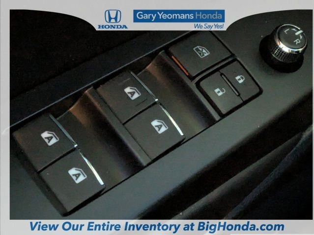 Used 2018 Toyota Highlander Limited image 26