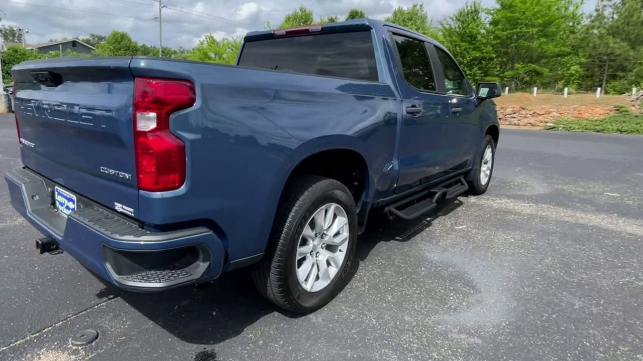 Used 2024 Chevrolet Silverado 1500 Custom RWD image 8