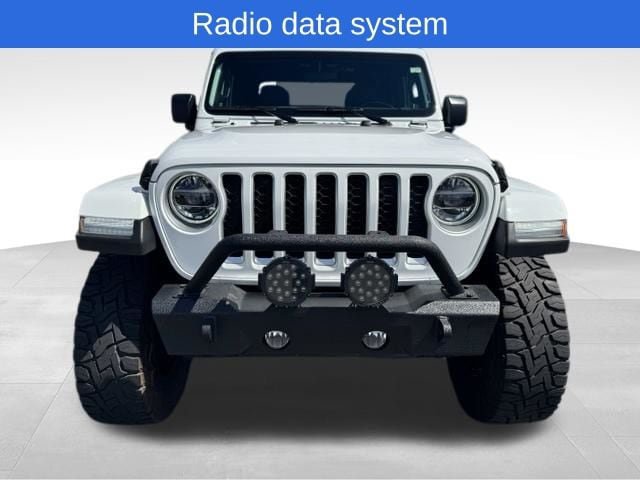 Used 2021 Jeep Gladiator Overland w/ LED Lighting Group AWD/4WD image 9