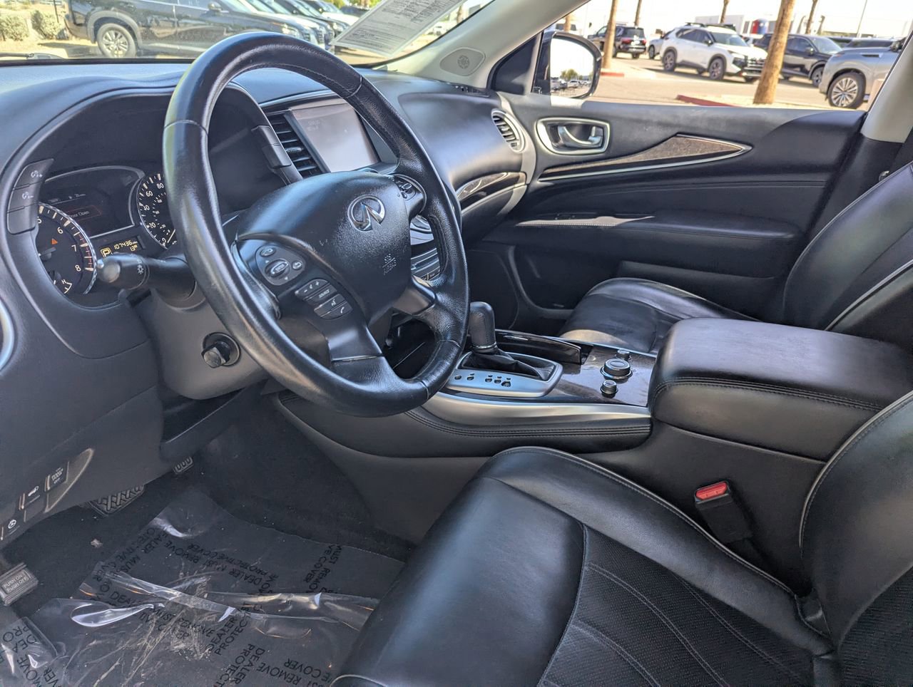 Used 2015 INFINITI QX60 FWD w/ Premium Plus Package image 18