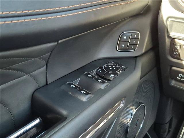 Used 2022 Ford Expedition Platinum AWD/4WD image 11
