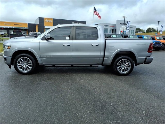 Used 2022 RAM 1500 Laramie w/ Sport Appearance Package image 7