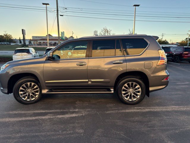 Used 2016 Lexus GX 460 Luxury AWD/4WD image 14
