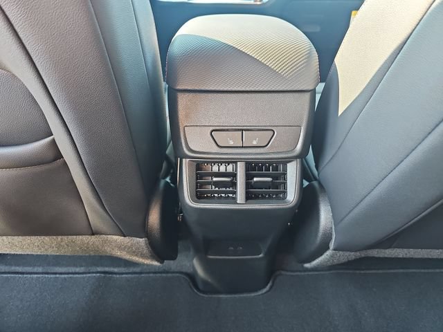 New 2027 Chevrolet Equinox RS w/ Safety and Technology Package FWD image 21