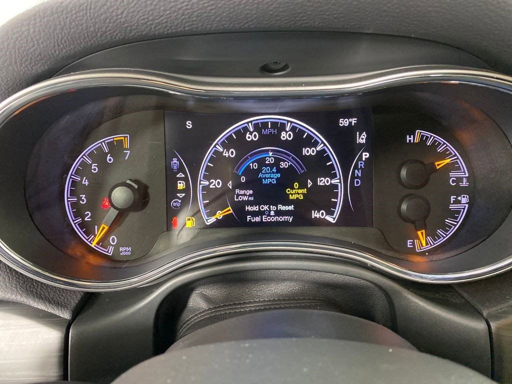 Used 2021 Jeep Grand Cherokee Limited w/ Trailer Tow Group IV image 17