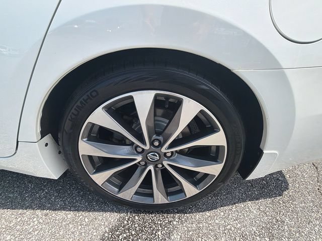 Used 2019 Nissan Maxima Platinum w/ Illumination Package FWD image 19