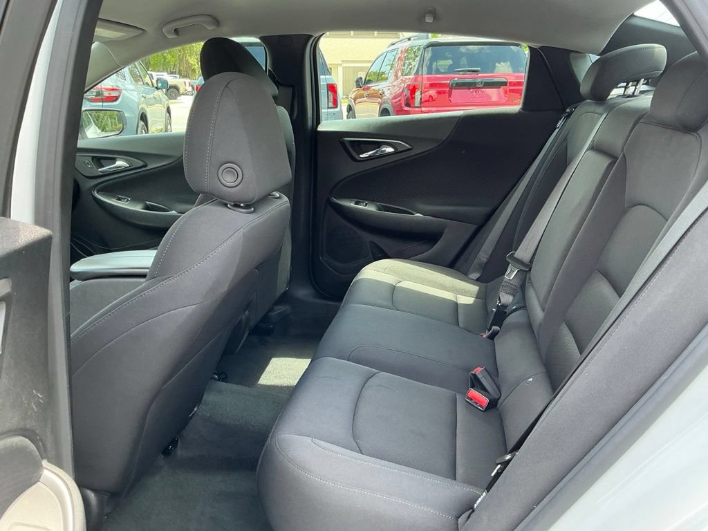 Used 2024 Chevrolet Malibu LT FWD image 30