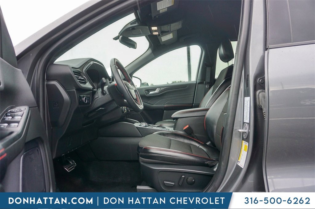 Used 2024 Ford Escape ST-Line image 3