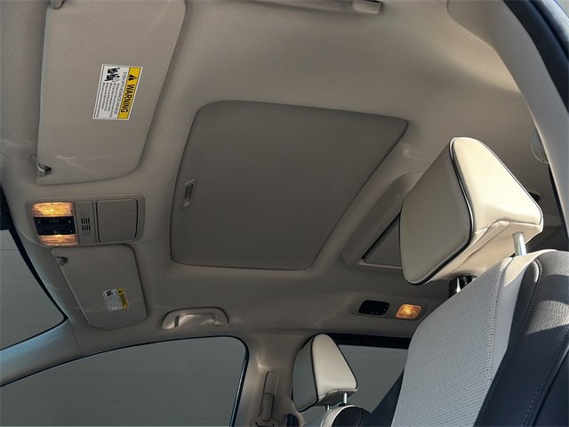 Used 2025 Honda Odyssey Elite image 21