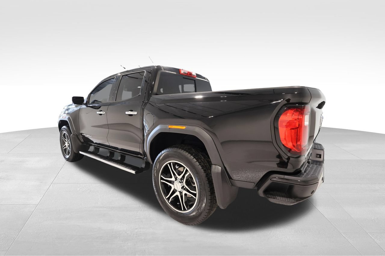 Certified 2023 GMC Canyon Denali w/ Denali Black Edition AWD/4WD image 2