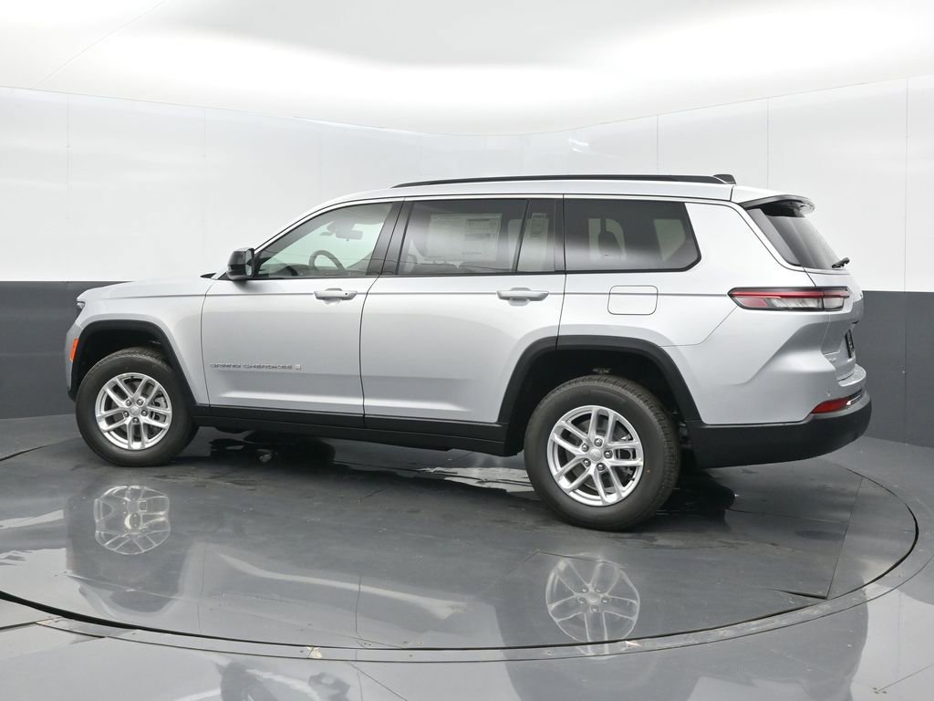 New 2026 Jeep Grand Cherokee L Laredo AWD/4WD image 5