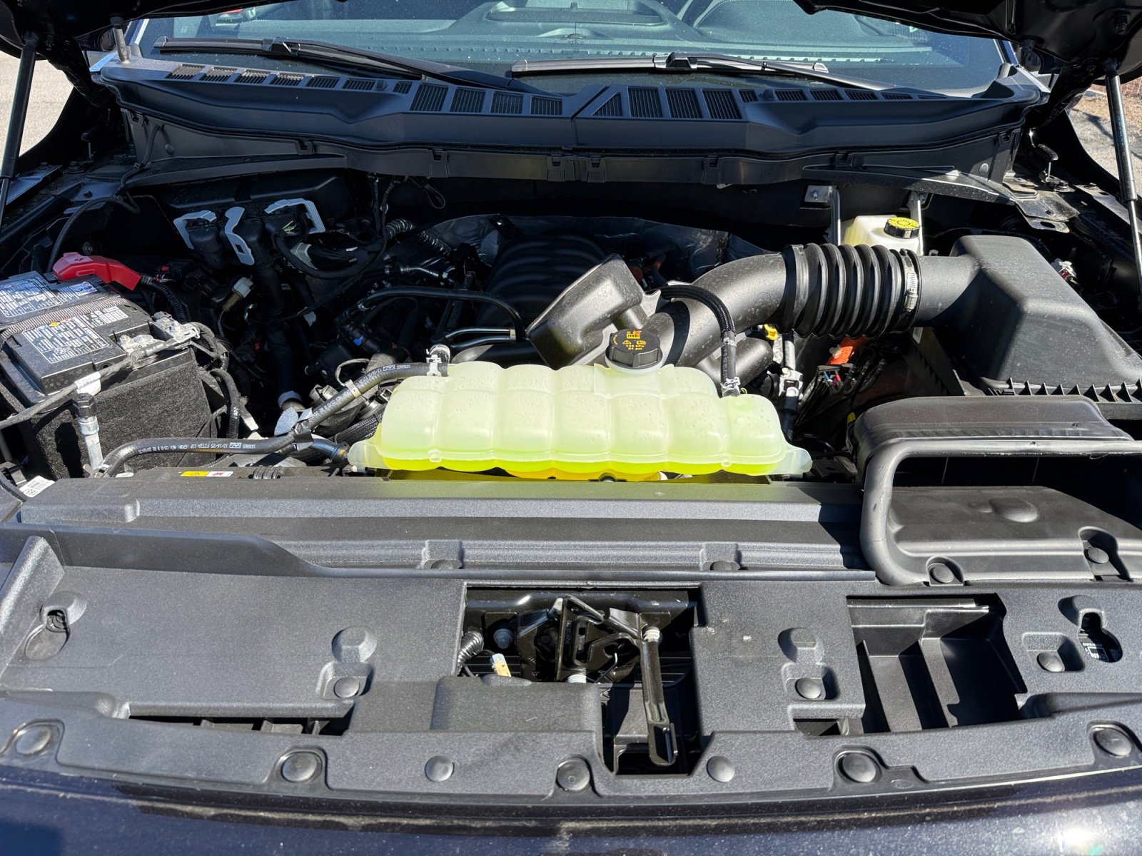 New 2026 Ford F150 Lariat w/ Equipment Group 501A Mid AWD/4WD image 20