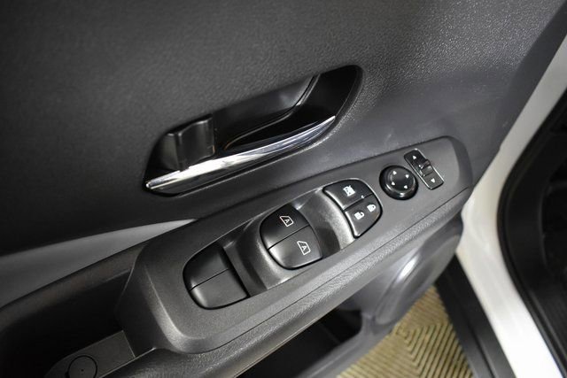 Certified 2021 Nissan Kicks SR w/ SR Premium Package image 8