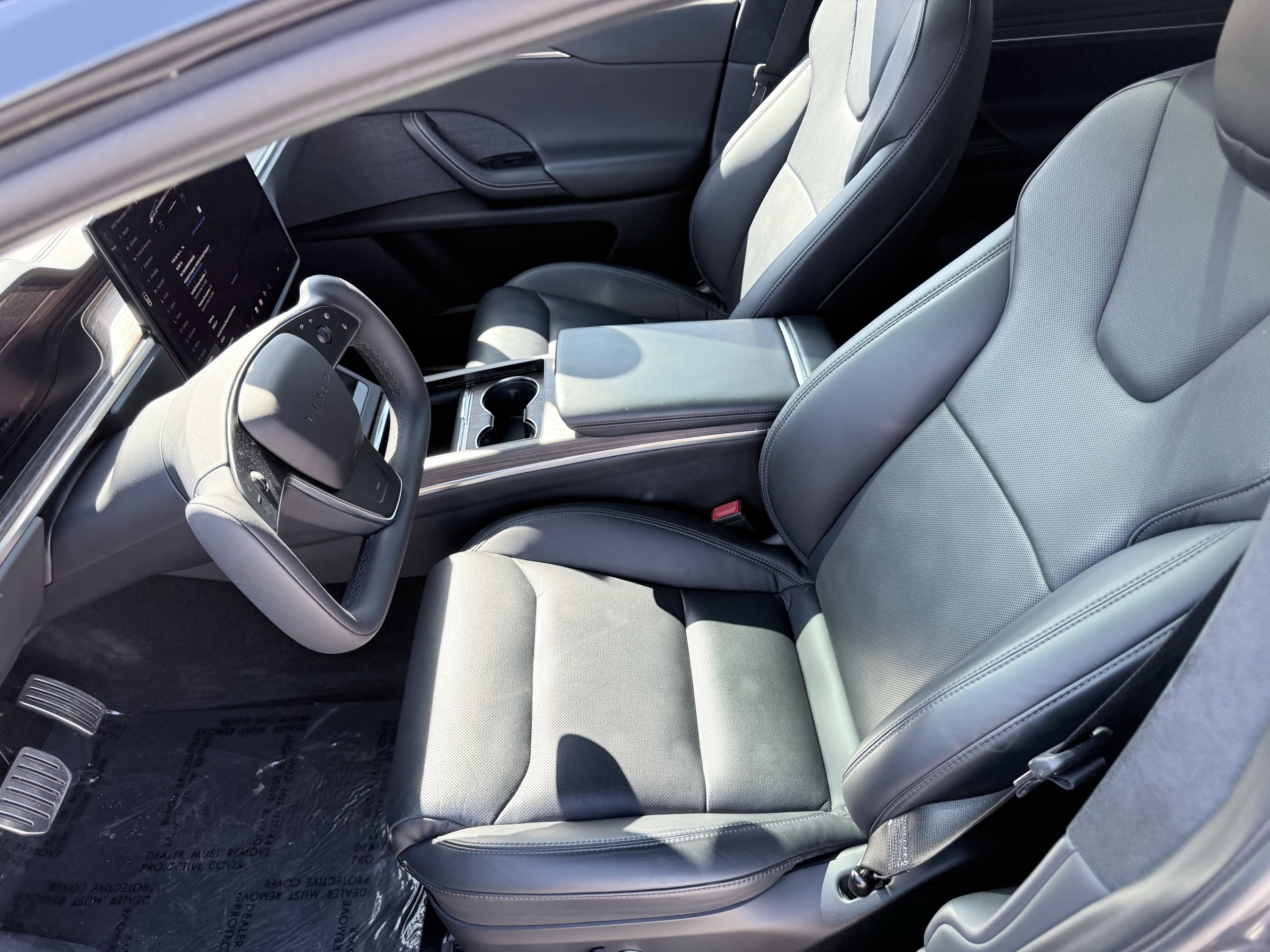 Used 2023 Tesla Model X image 25