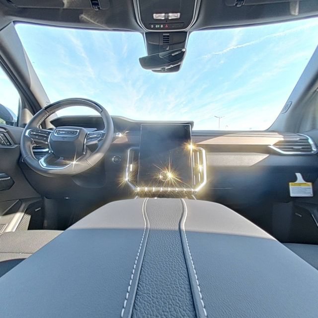 New 2026 GMC Acadia Denali w/ Super Cruise Package FWD image 31