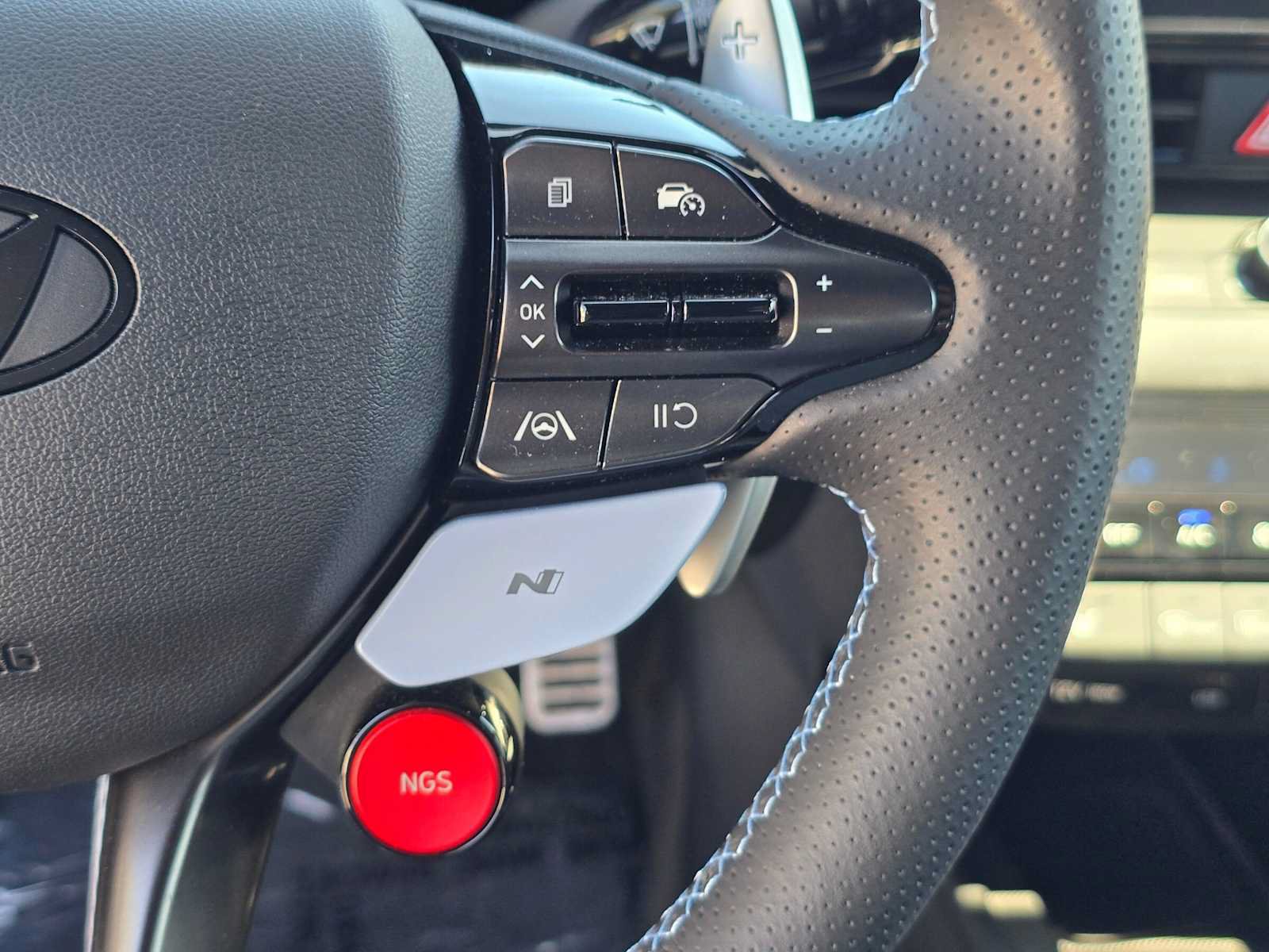 Used 2026 Hyundai Elantra N FWD image 32