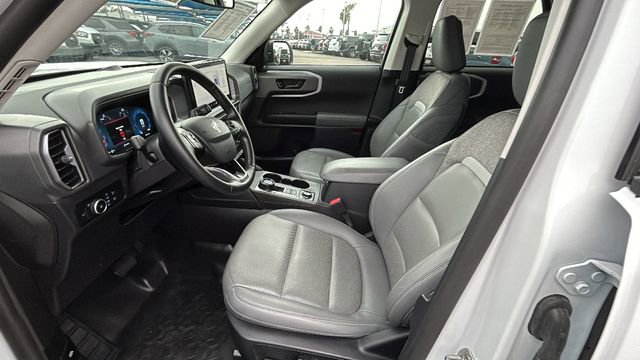 Used 2025 Ford Bronco Sport Badlands image 17