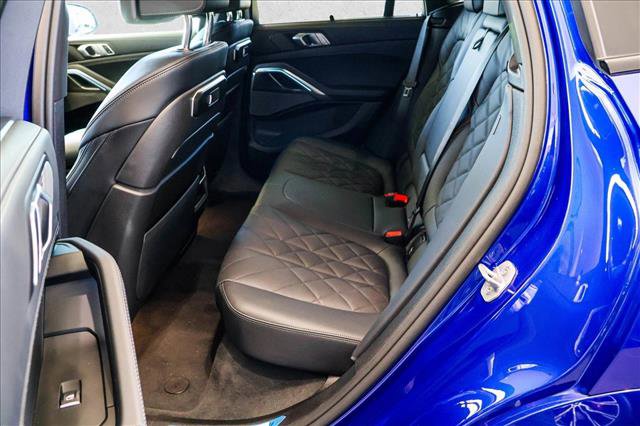 New 2025 BMW X6 M60i w/ Executive Package image 17