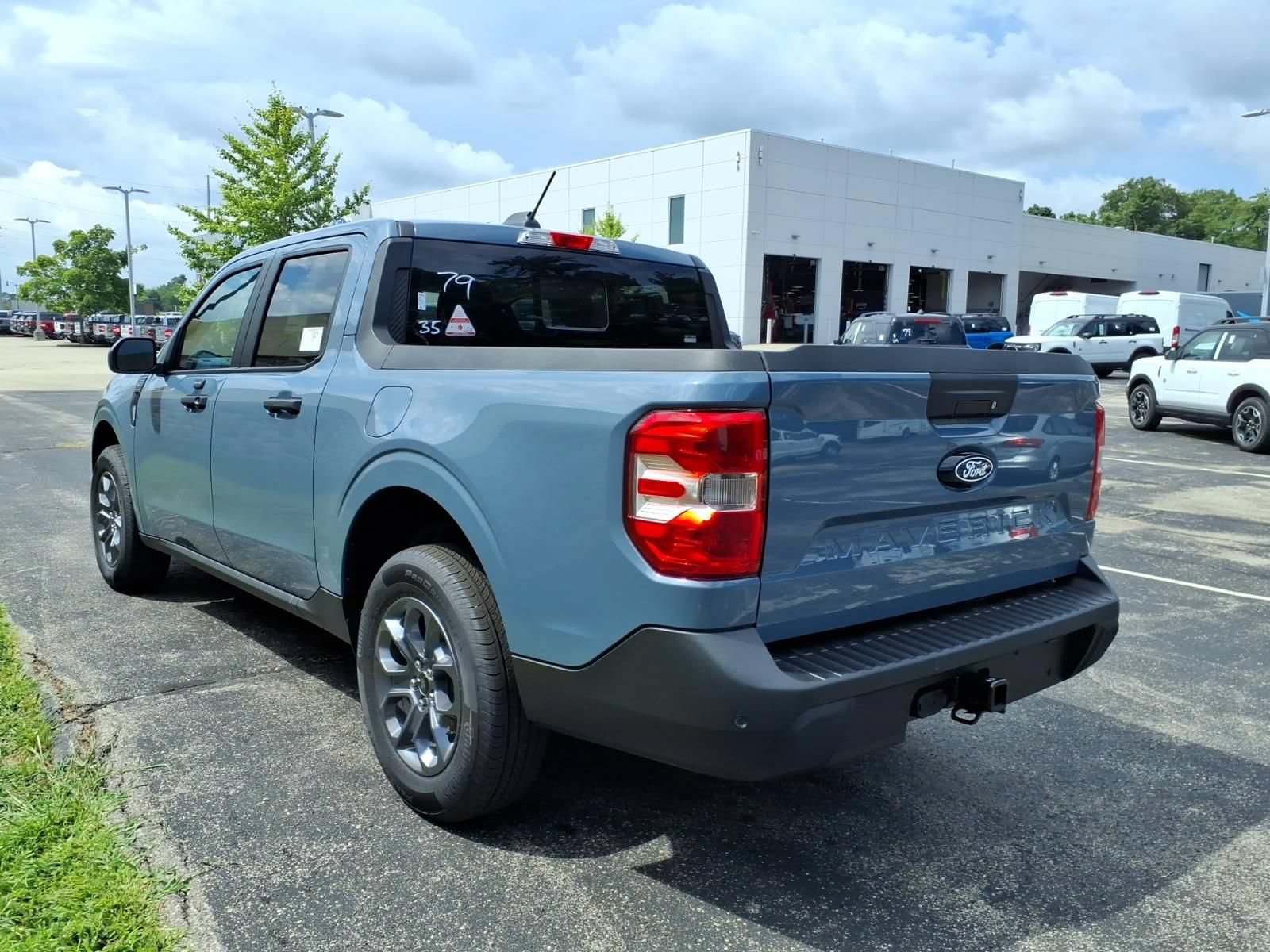 New 2026 Ford Maverick XLT w/ Equipment Group 301A AWD/4WD image 8