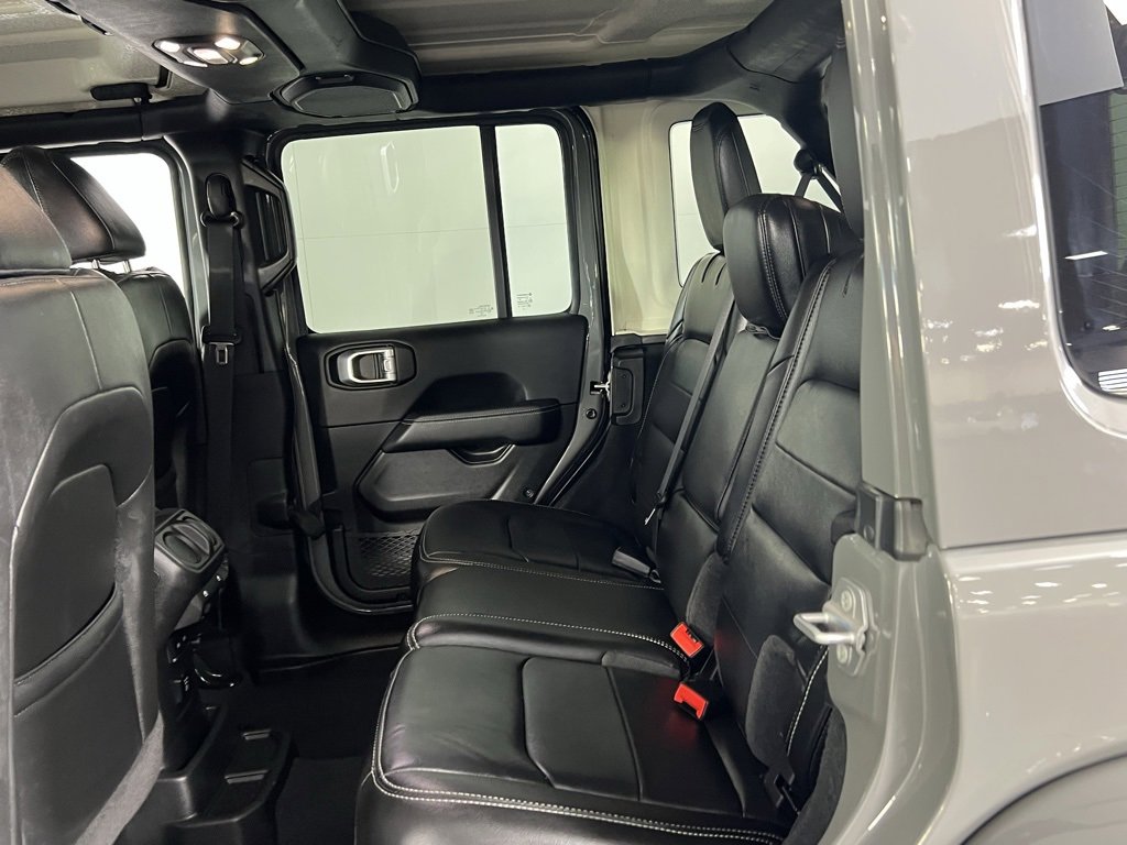 Certified 2022 Jeep Wrangler Unlimited Sahara w/ LED Lighting Group image 26