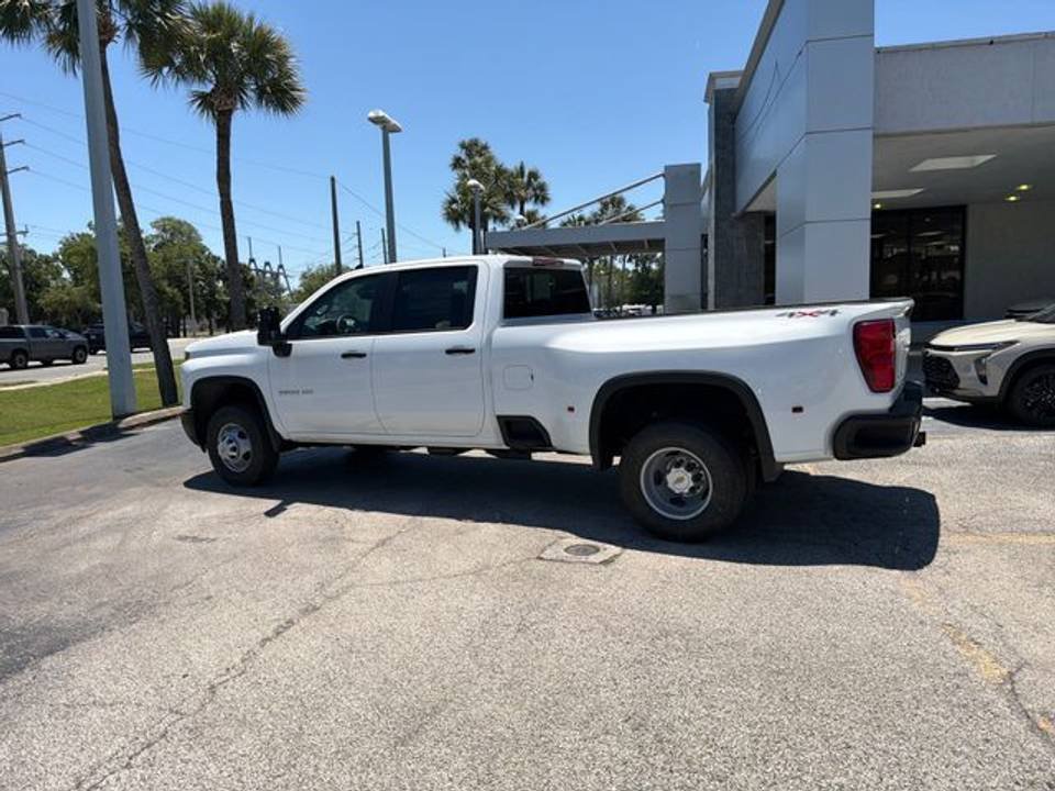 New 2026 Chevrolet Silverado 3500 W/T w/ LPO, Dark Essentials Package AWD/4WD image 4