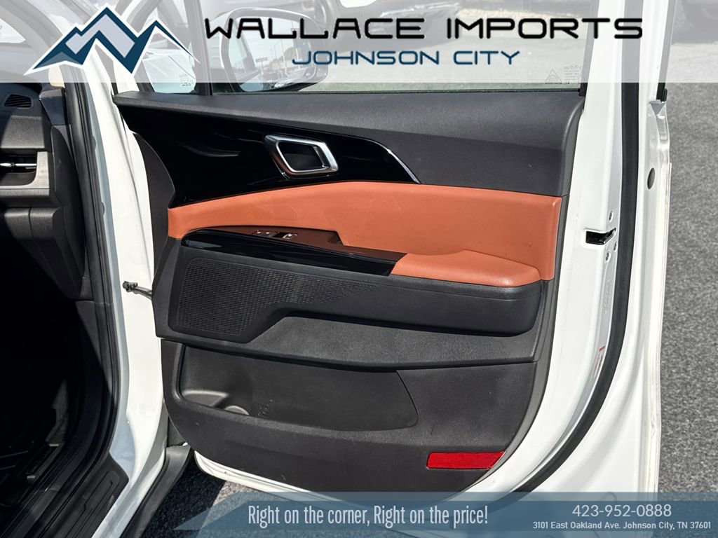 Used 2022 Kia Carnival SX FWD image 35