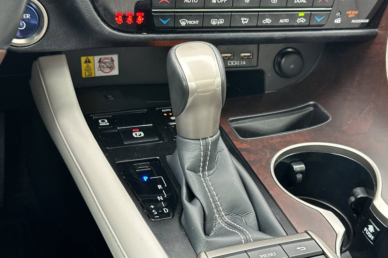 Certified 2022 Lexus RX 450h AWD w/ Premium Package image 27