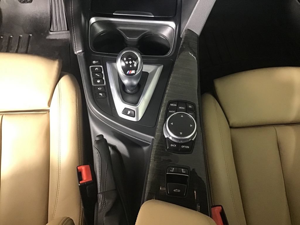 Used 2015 BMW M4 Convertible RWD image 24