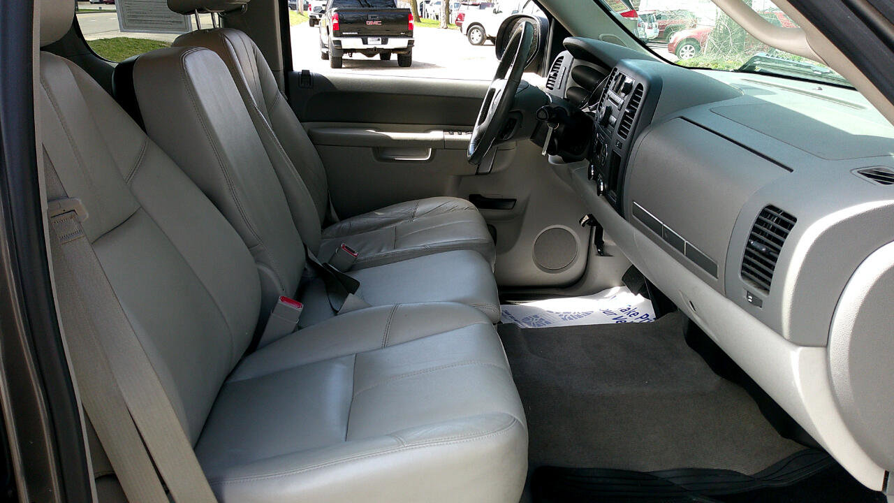 Used 2013 GMC Sierra 1500 SLE w/ Power Tech Package image 34