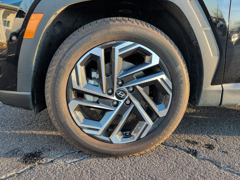 Used 2025 Hyundai Tucson Limited image 27