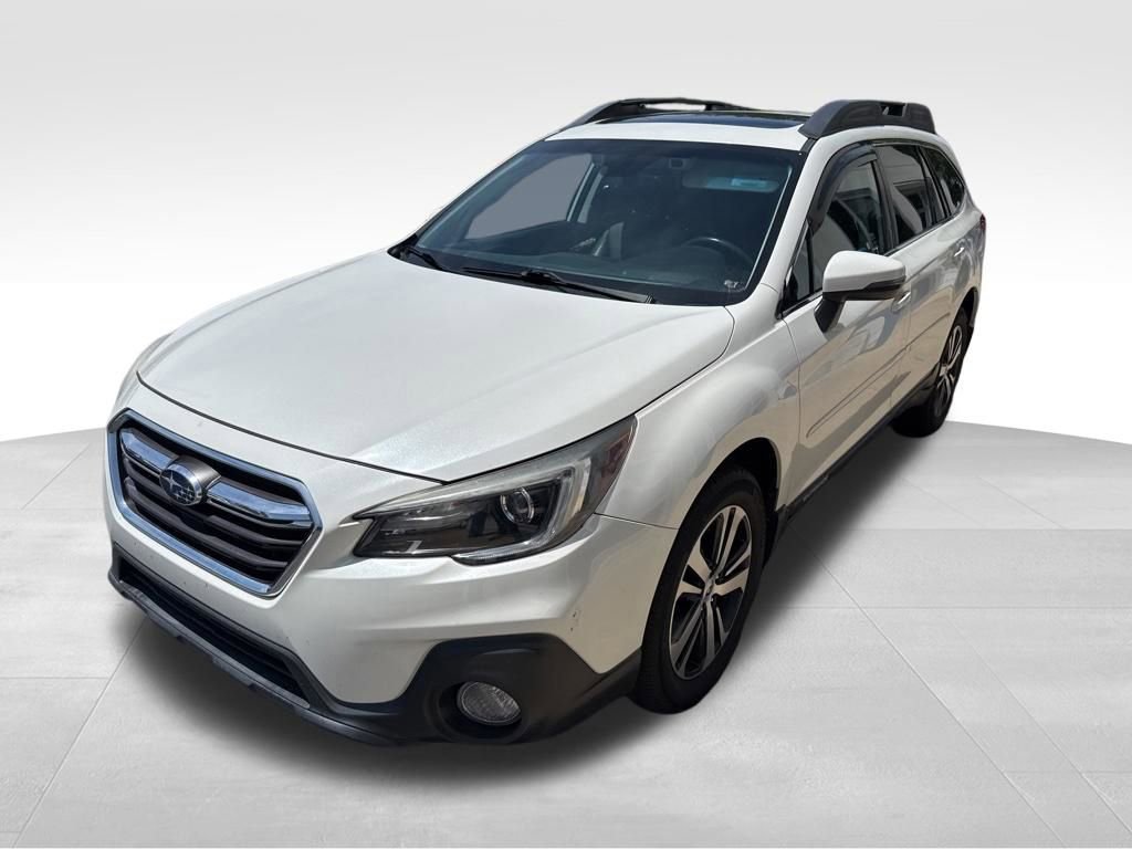 Used 2018 Subaru Outback 3.6R Limited AWD/4WD image 3