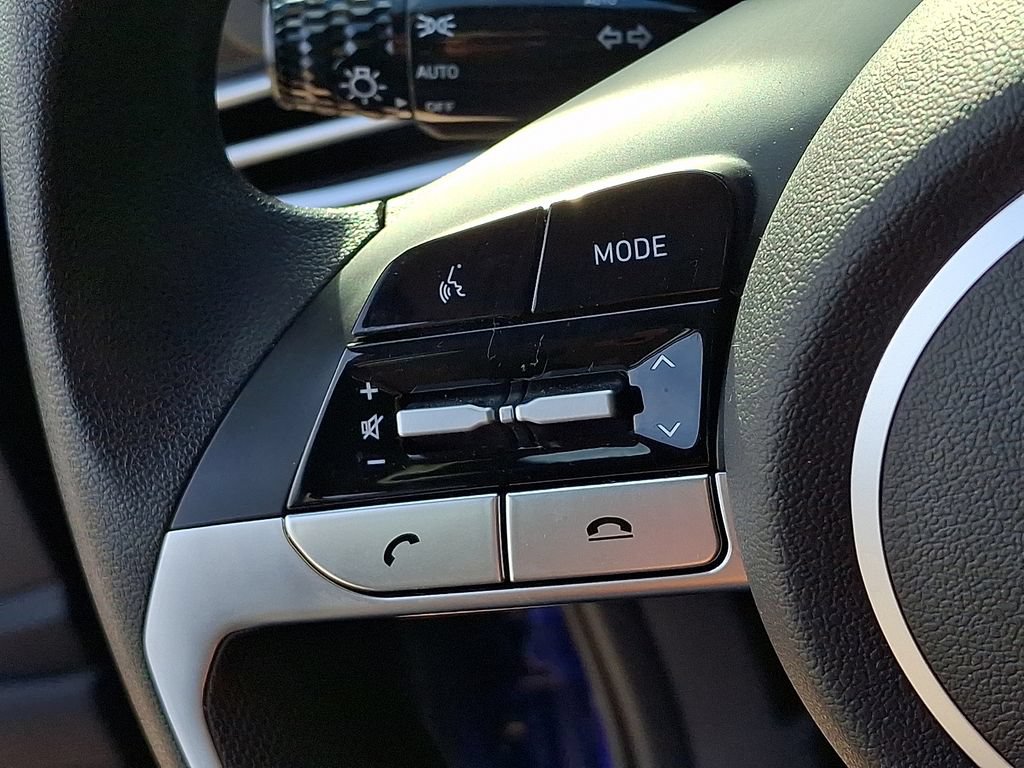 Used 2023 Hyundai Elantra SEL FWD image 20