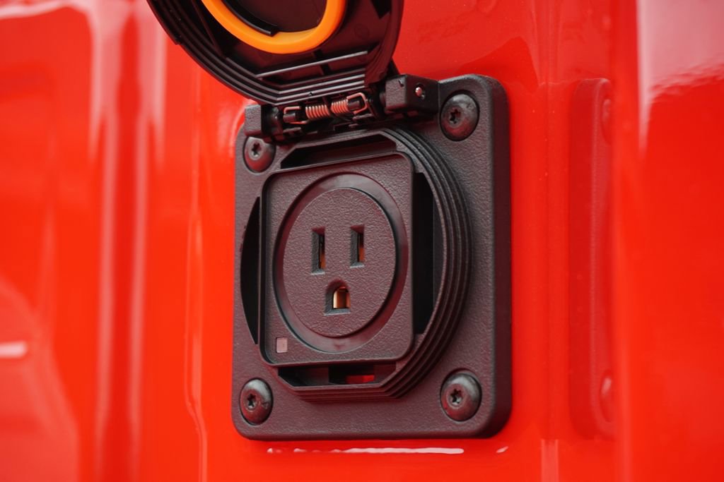 New 2026 GMC Sierra 1500 SLE image 10