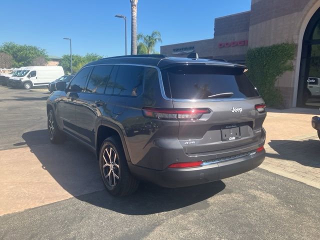 Used 2024 Jeep Grand Cherokee L Limited image 9