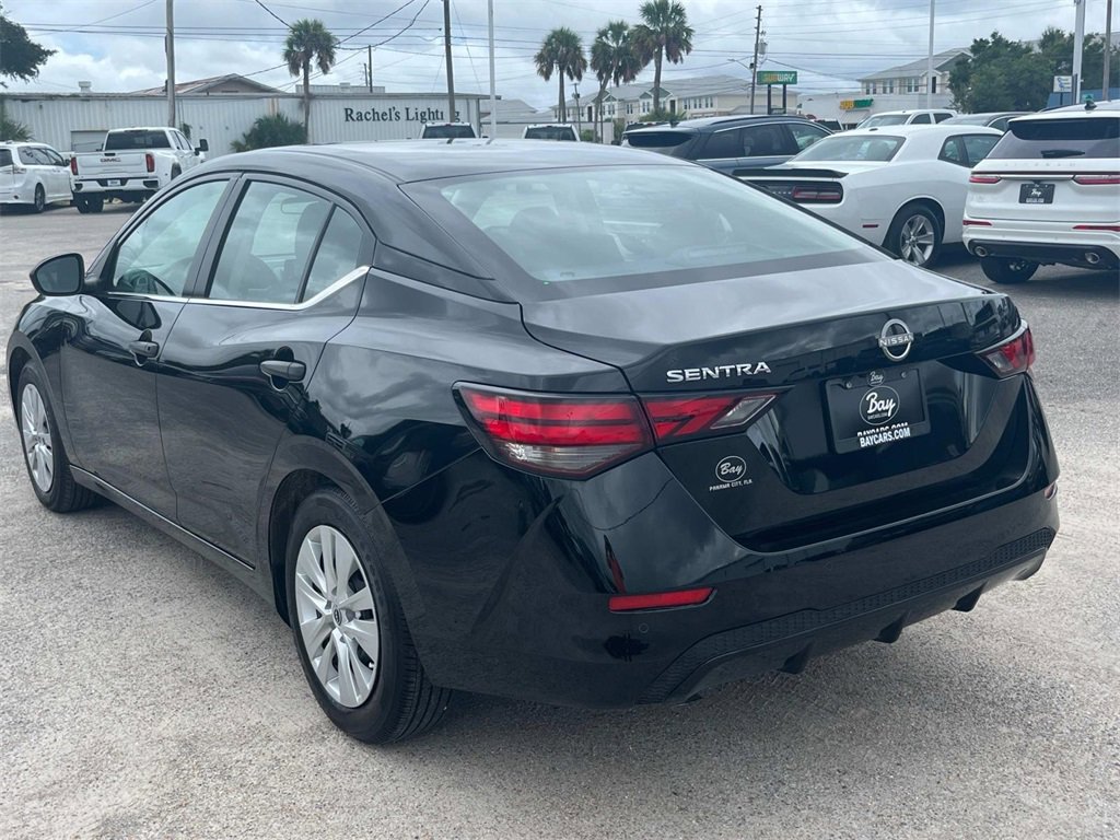 Used 2025 Nissan Sentra S image 3