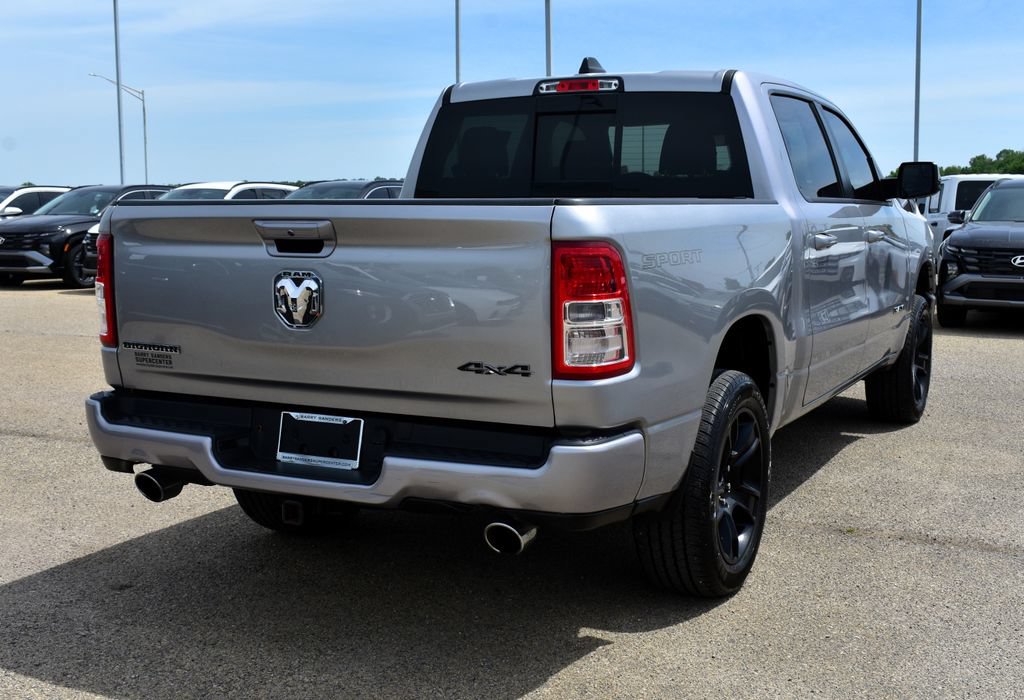 Used 2022 RAM 1500 Big Horn AWD/4WD image 3