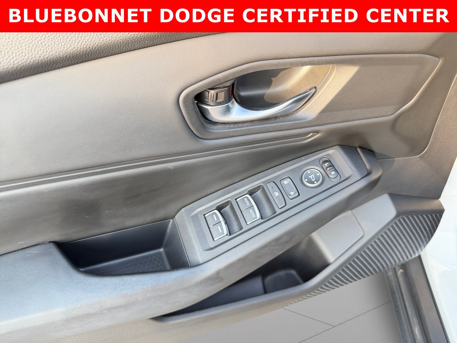 Used 2023 Honda Accord EX image 10