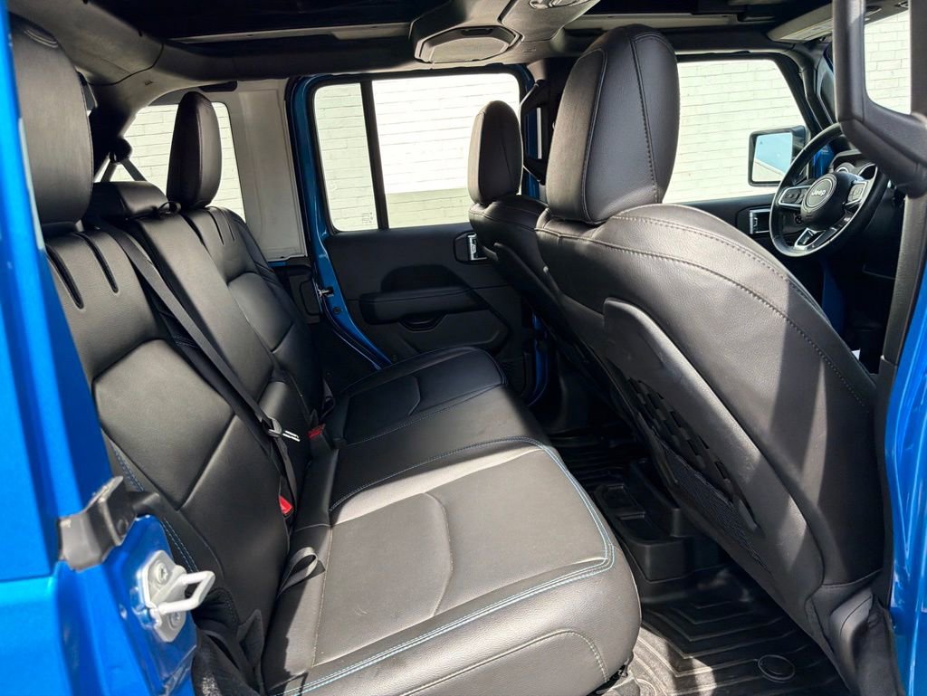 Used 2022 Jeep Wrangler Unlimited Rubicon 4xe w/ Safety Group AWD/4WD image 10