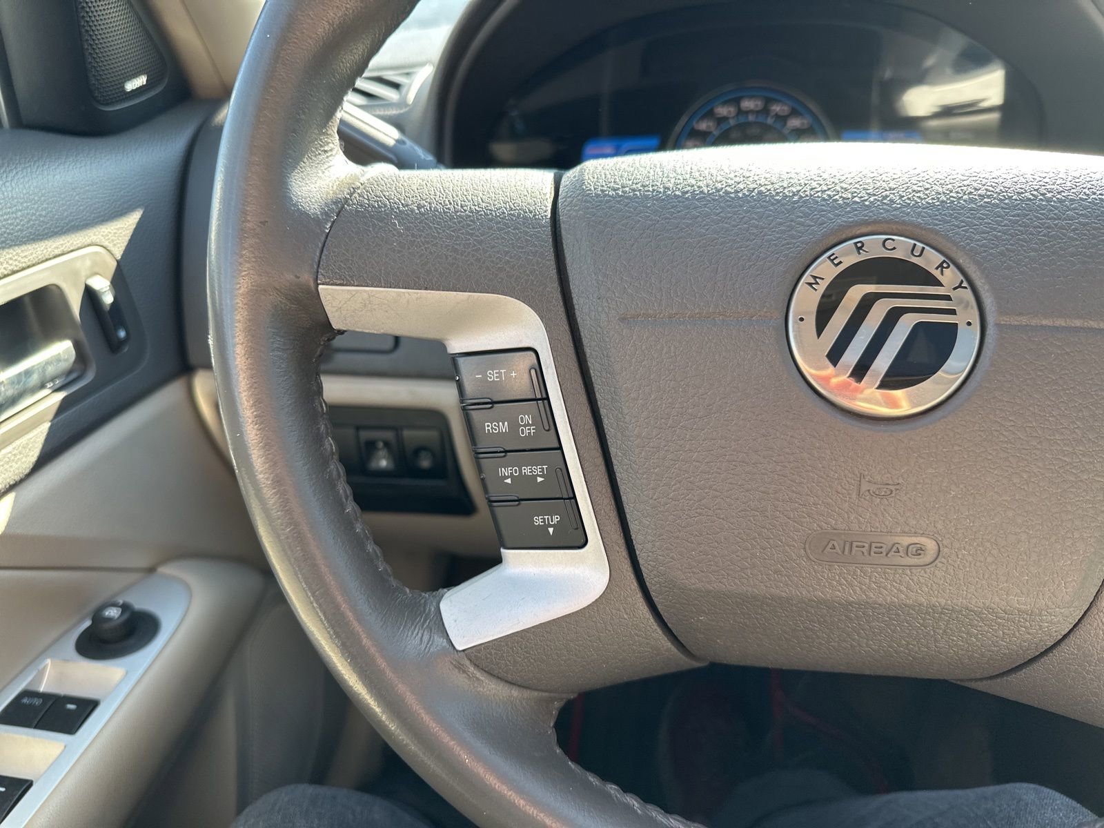 Used 2010 Mercury Milan Hybrid image 43