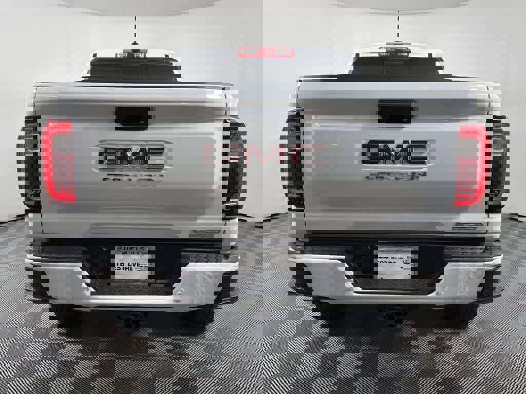 New 2026 GMC Canyon Elevation w/ Convenience Package image 9