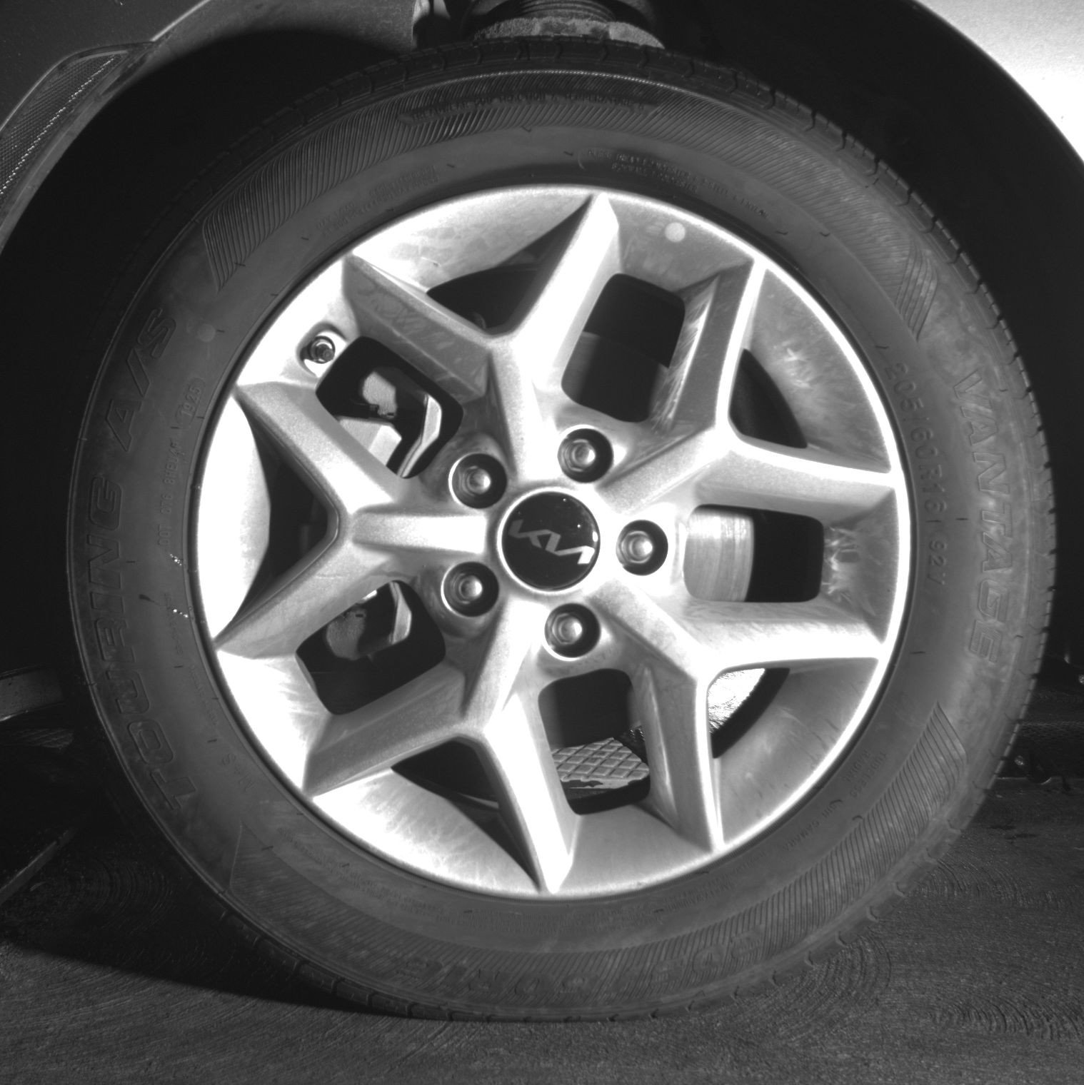 Used 2025 Kia Soul LX w/ LX Technology Package FWD image 12