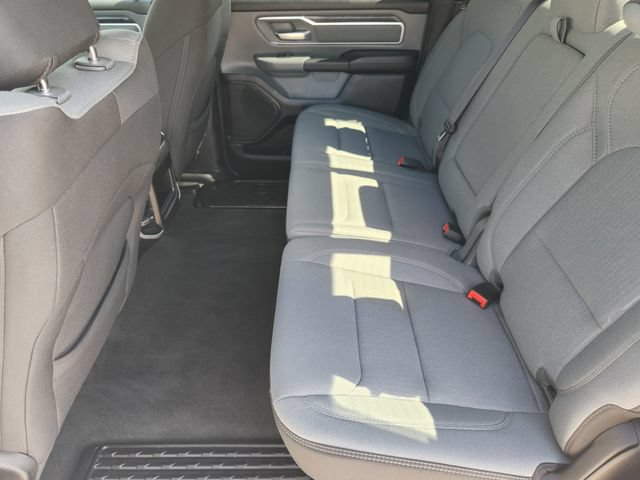 Used 2021 RAM 1500 Big Horn RWD image 30