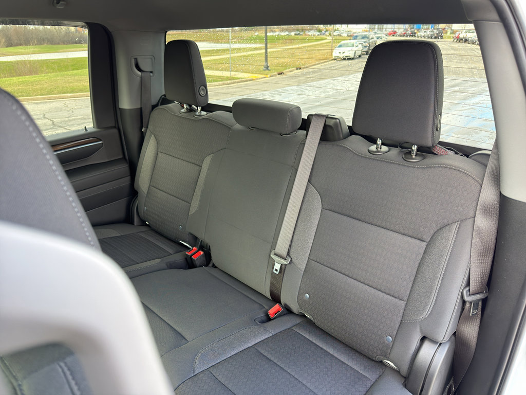 Used 2024 Chevrolet Silverado 2500 LT w/ Convenience Package image 38