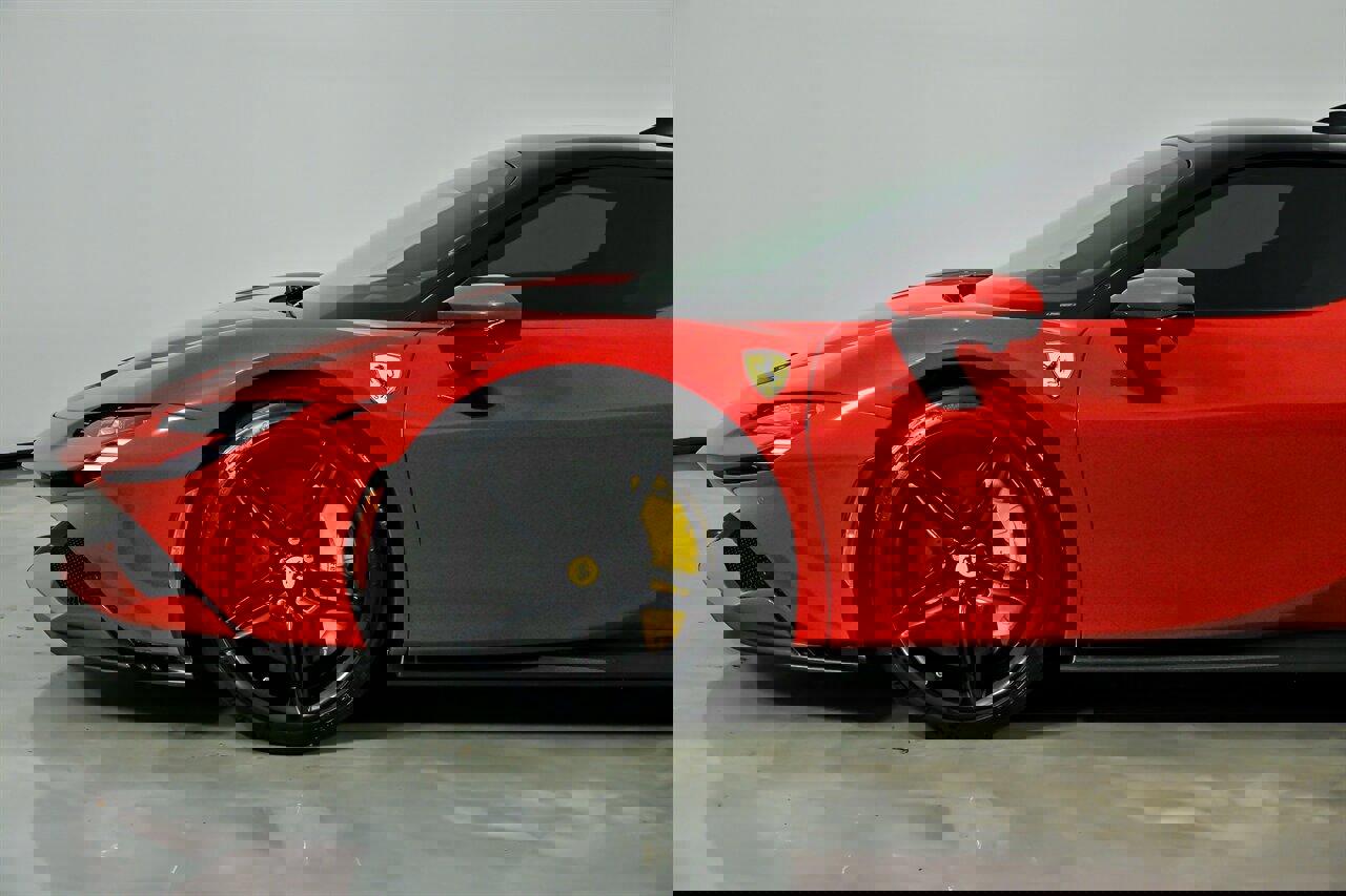 Used 2023 Ferrari SF90 Stradale image 7
