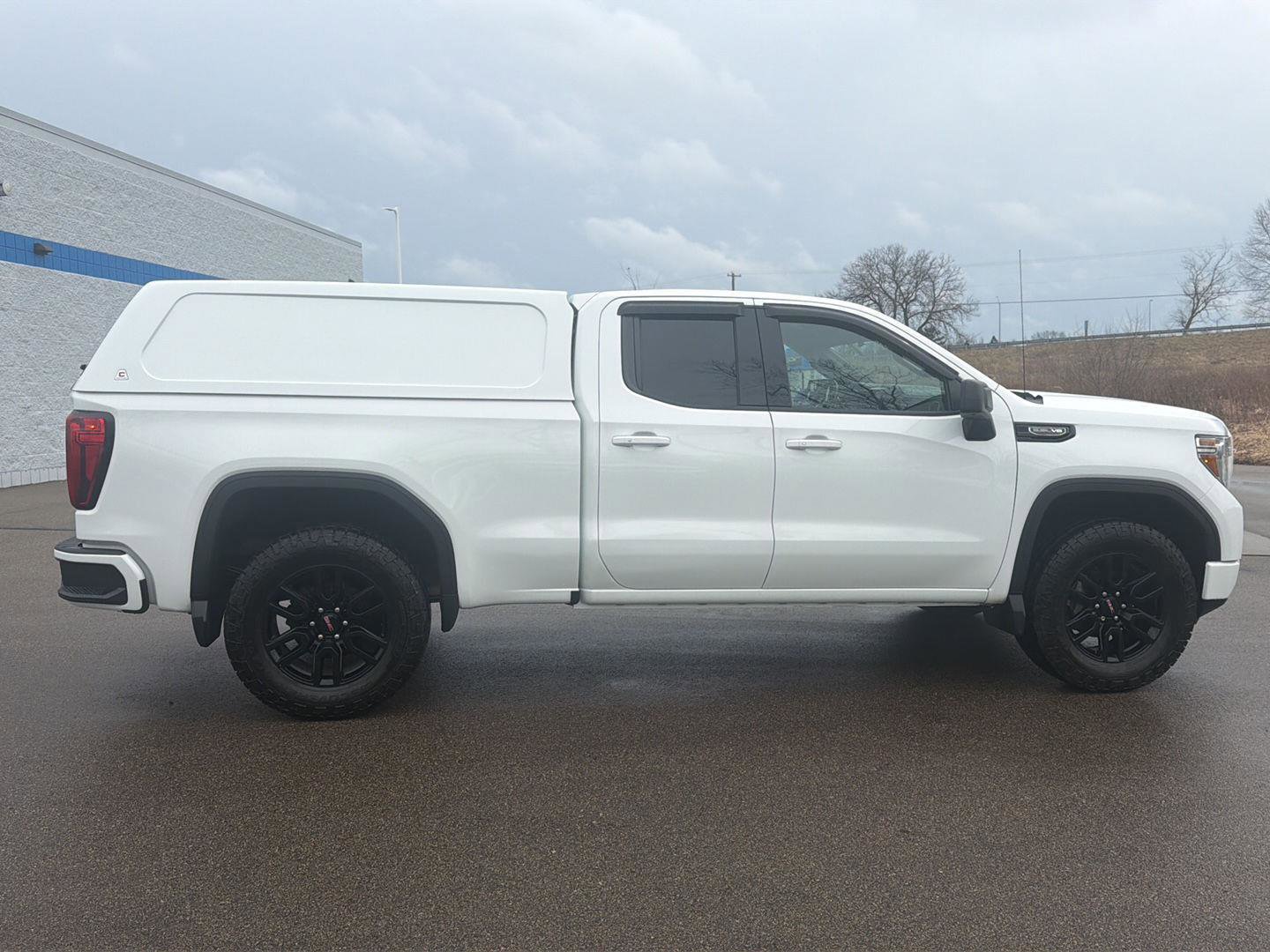Used 2021 GMC Sierra 1500 Elevation w/ X31 Off-Road Package image 6
